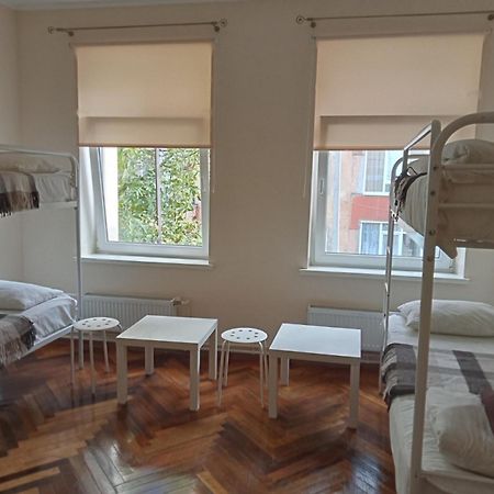 Hostel Iskra Lviv Dış mekan fotoğraf