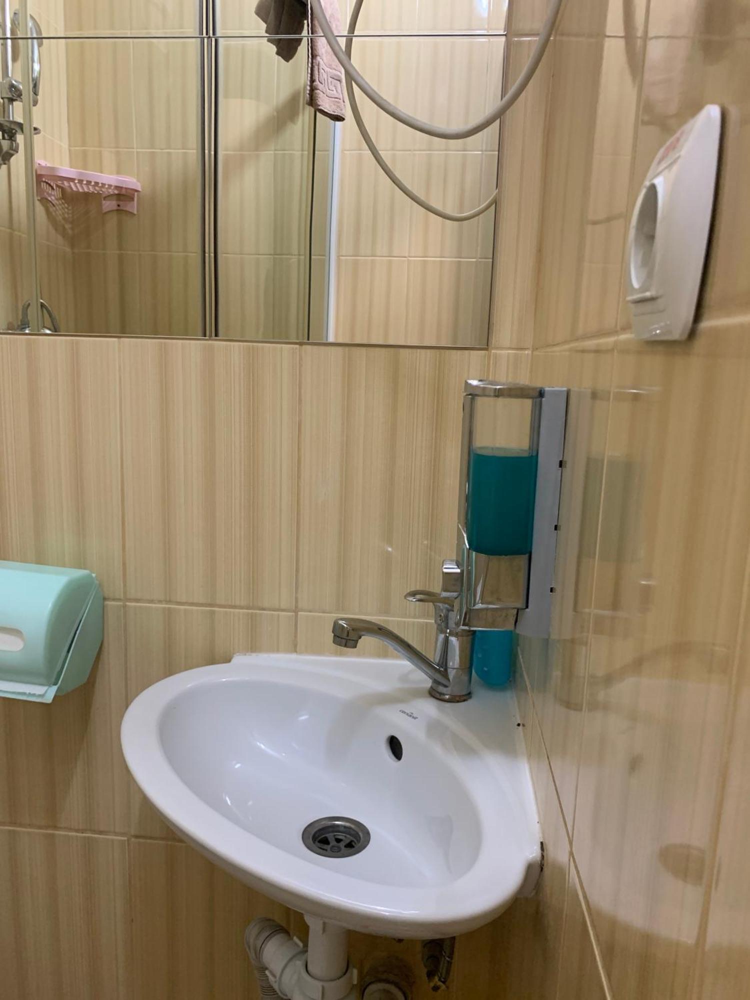 Hostel Iskra Lviv Dış mekan fotoğraf