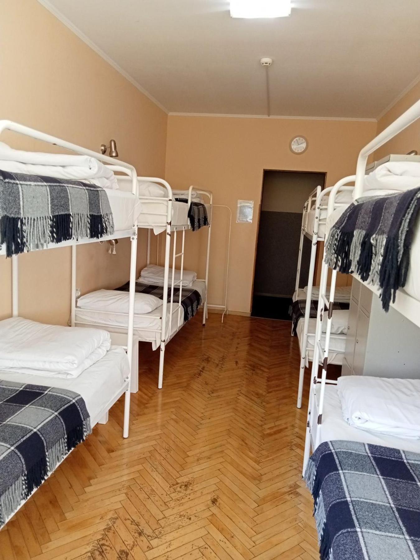 Hostel Iskra Lviv Dış mekan fotoğraf