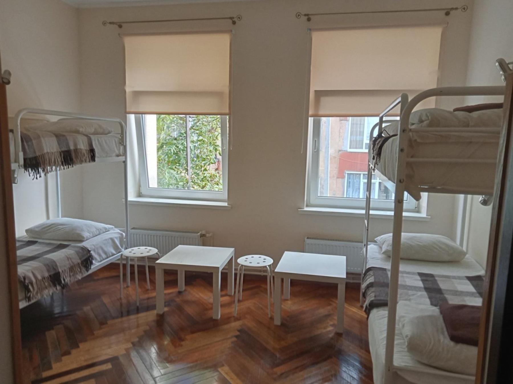 Hostel Iskra Lviv Dış mekan fotoğraf